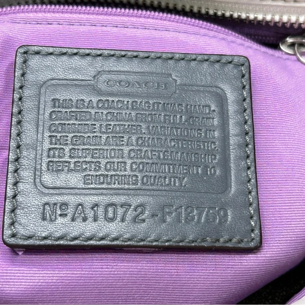 Original COACH Ivory & Gray Classic Shoulder Bag – F13759 - Picture 8 of 16